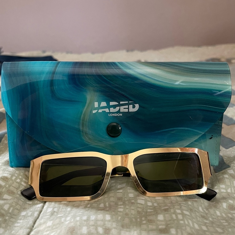 JADED LONDON square gold glasses